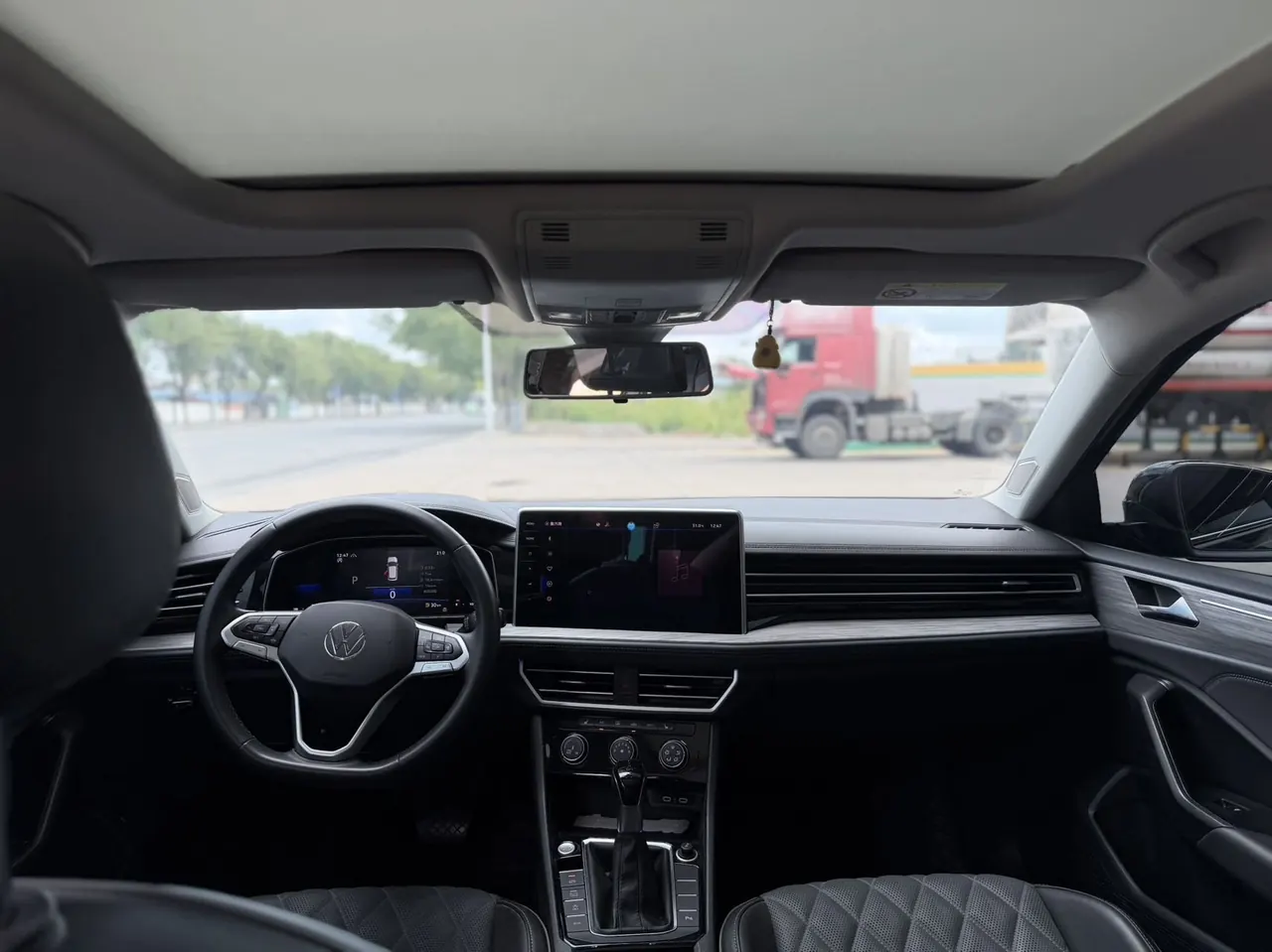 Volkswagen 2023 Sagitar 1.5TSI 300TSI Exceed Edition Automatic 8
