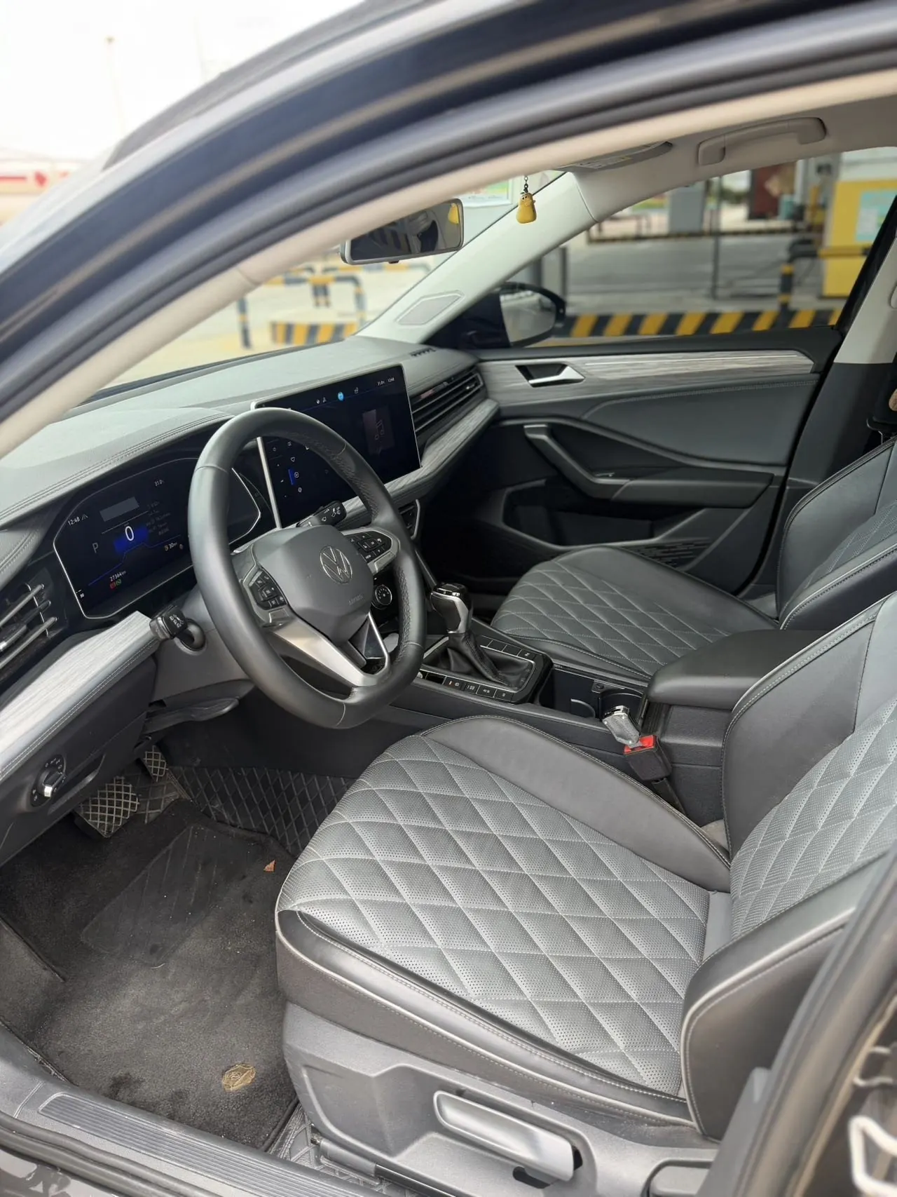Volkswagen 2023 Sagitar 1.5TSI 300TSI Exceed Edition Automatic 9