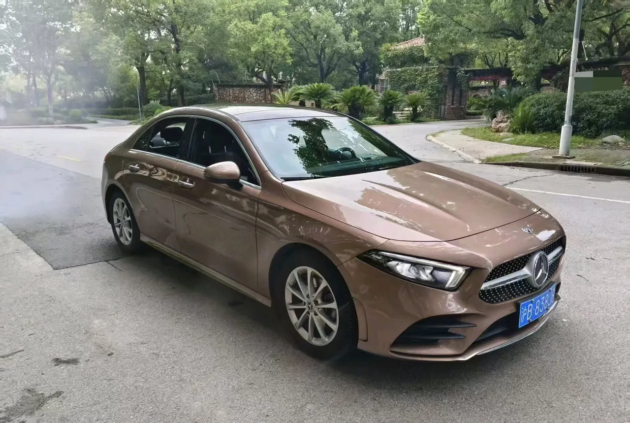 Mercedes Benz Class A 2020 A 200 L 1.3T automatic gear 3
