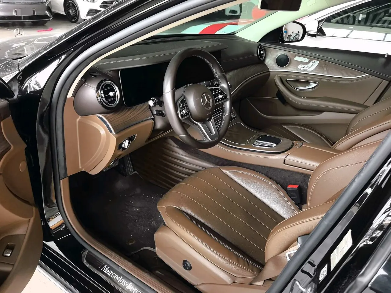 Mercedes Benz E-Class 2020 E 300 L 2.0T Fashion Automatic Gear 2
