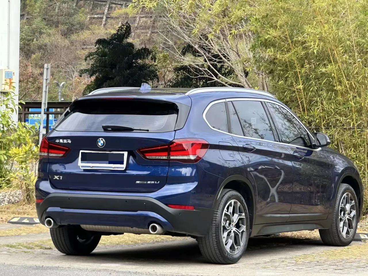 BMW 2020 X1 sDrive25Li 2.0T Leading Automatic Gear 7