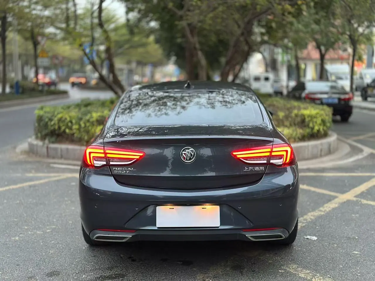 Buick 2020 Regal 1.5T 552T Luxury Automatic Gear 8
