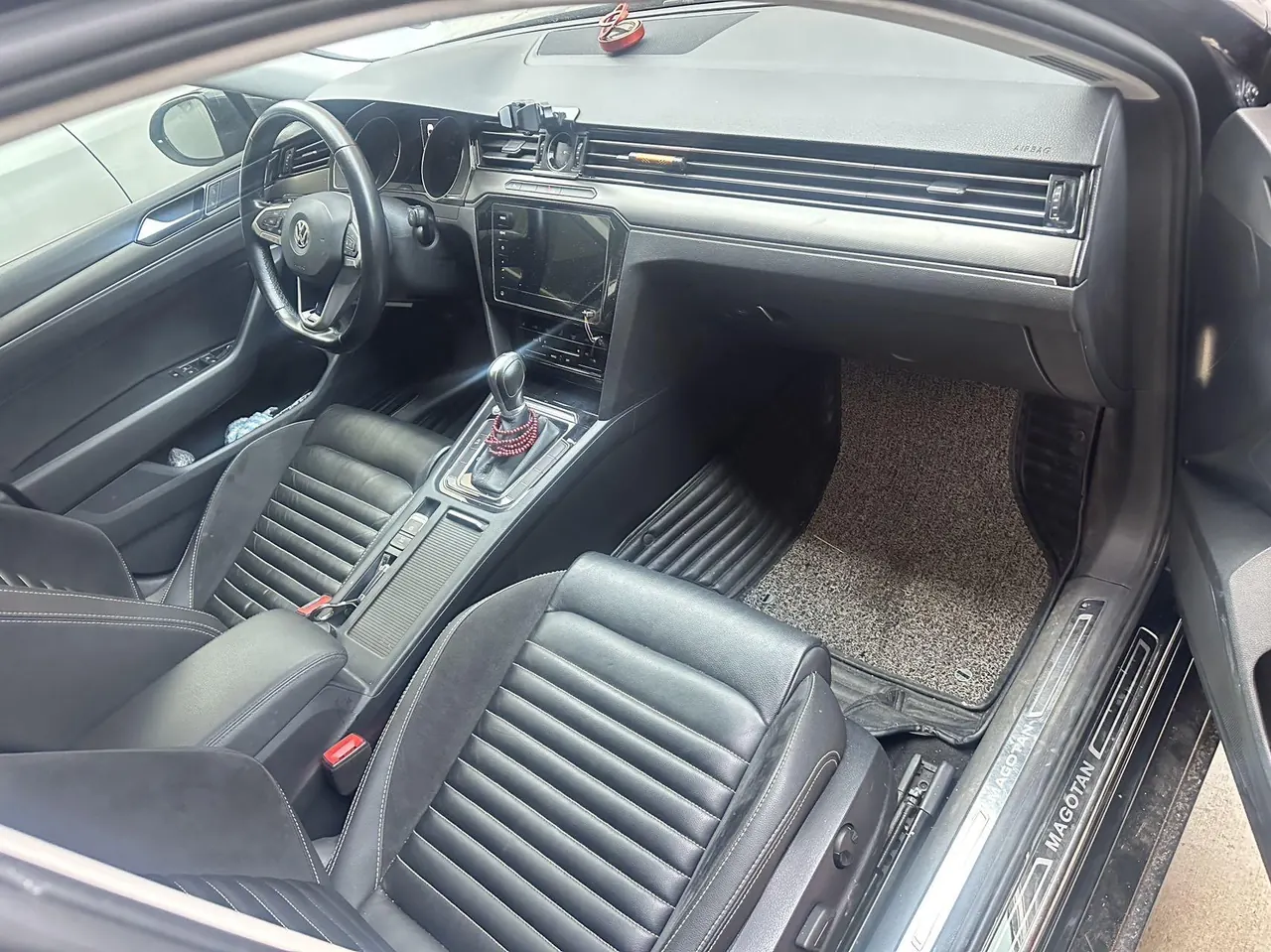 Volkswagen 2020 Magotan 2.0TSI 330TSI Leading Automatic 4
