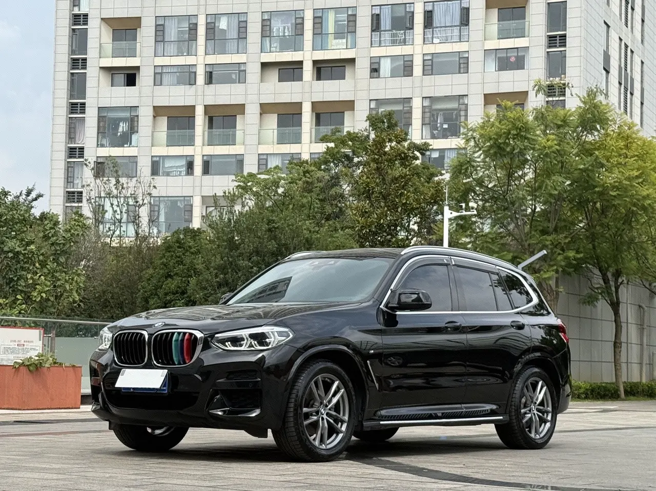 Open image lightbox: BMW 2020 X3 xDrive28i 2.0T M sports suit automatic gear