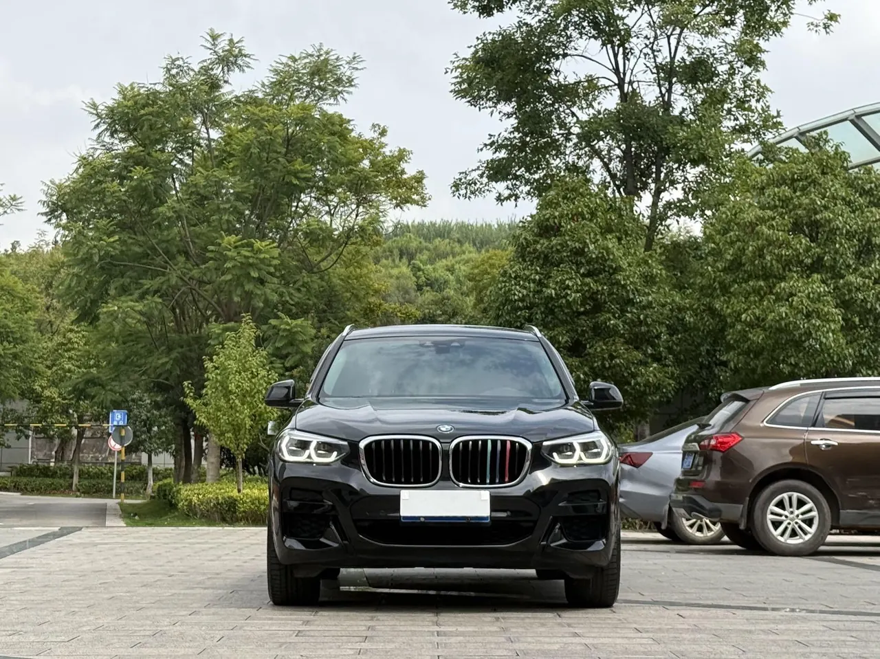 BMW 2020 X3 xDrive28i 2.0T M sports suit automatic gear 2