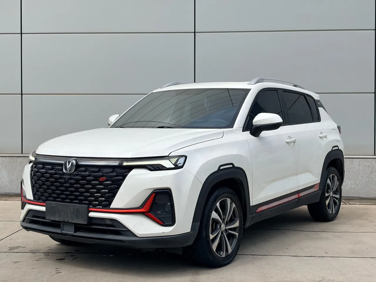 Open image lightbox: ChangAn 2021 CS35 PLUS 1.4T Modified Blue Whale NE Luxury Automatic Gear