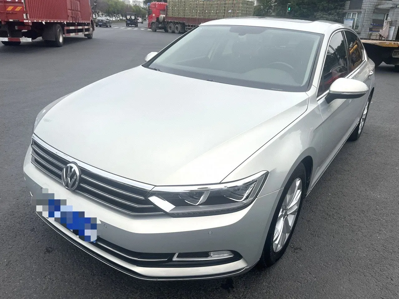 Open image lightbox: Volkswagen 2020 Magotan 2.0TSI 330TSI Leading Automatic