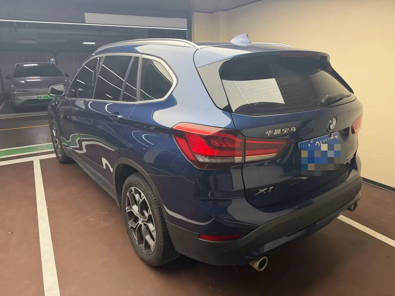 BMW 2021 X1 sDrive25Li 2.0T Leading Automatic Gear 3