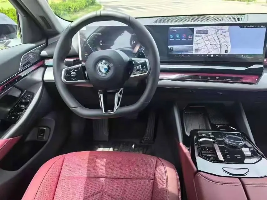 BMW 5 Series 2026 530Li 48V 2.0T Premium Luxury Suit Automatic Gear 3