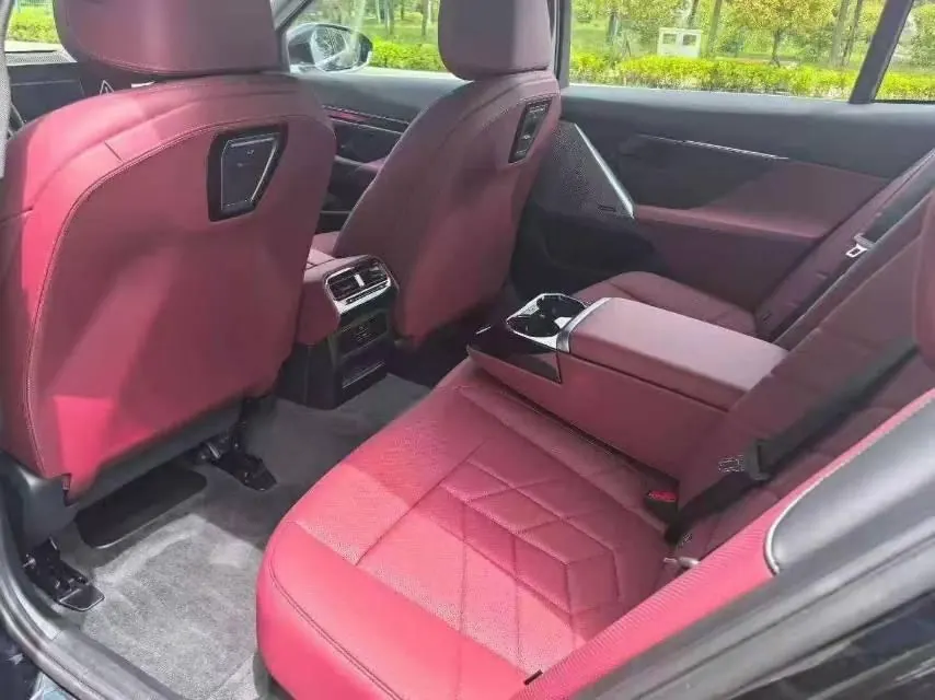 BMW 5 Series 2026 530Li 48V 2.0T Premium Luxury Suit Automatic Gear 5
