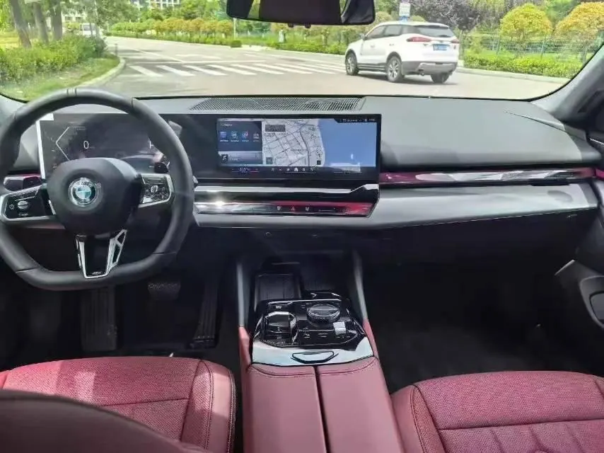 BMW 5 Series 2026 530Li 48V 2.0T Premium Luxury Suit Automatic Gear 6