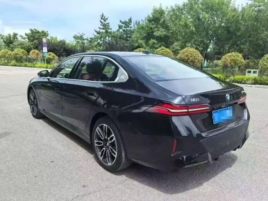 BMW 5 Series 2026 530Li 48V 2.0T Premium Luxury Suit Automatic Gear 7