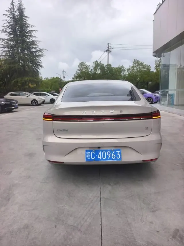 Roewe 2026 i6 1.5 Stepless Edition Automatic Gear 8