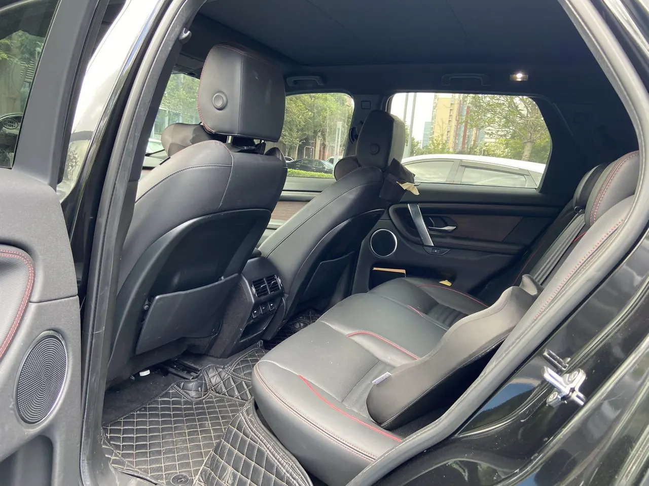 Land Rover 2020 Discovery Sports Edition 48V 2.0T 249PS R-Dynamic S Performance Edition Automatic Gear 3