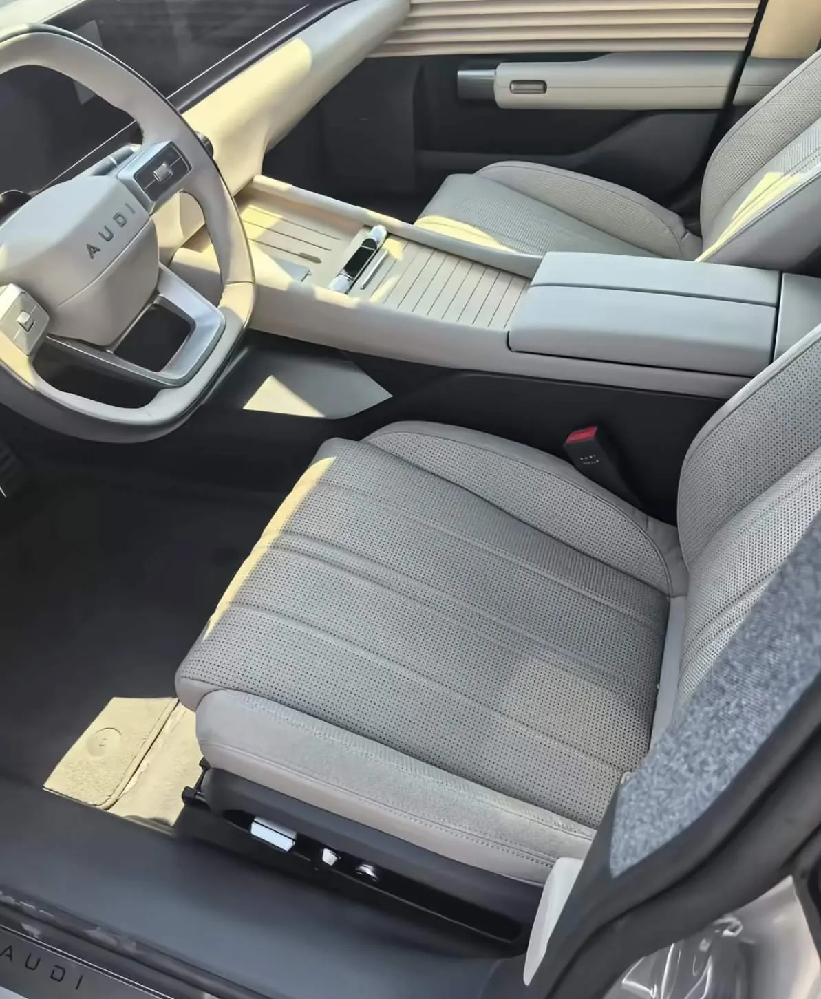 Audi 2026 E5 Sportback Flagship Quattro Automatic 3