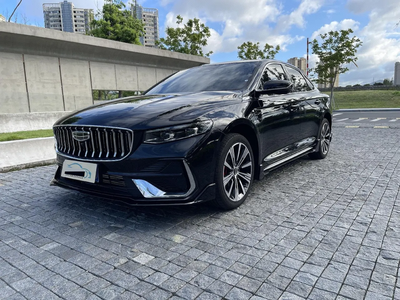 Open image lightbox: Geely 2026 Star Rui 1.5TD Oriental Obsidian Kunlun Edition Automatic Gear