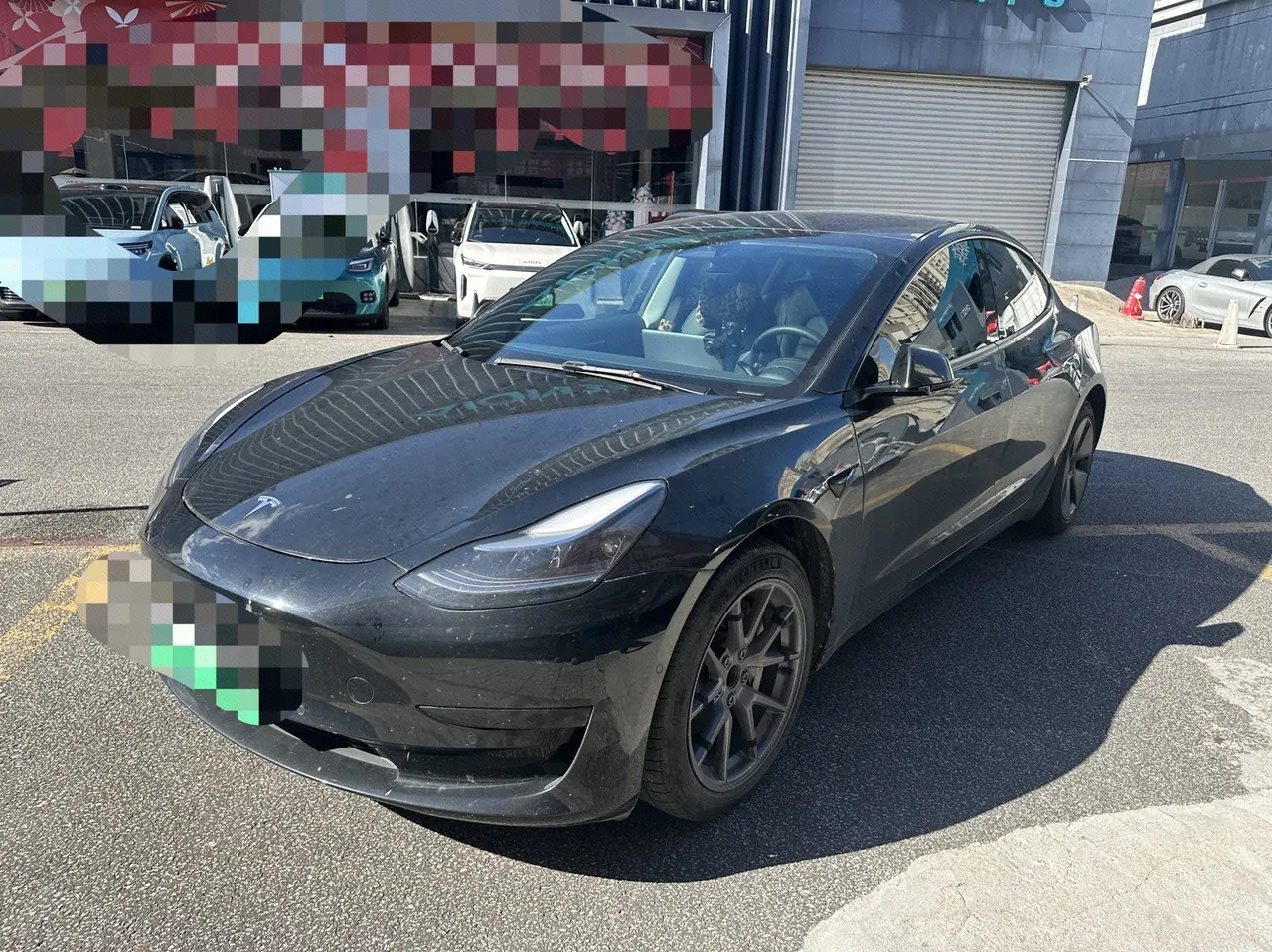 打开图片灯箱:Tesla 2022 Model 3 rear-wheel drive version of automatic transmission