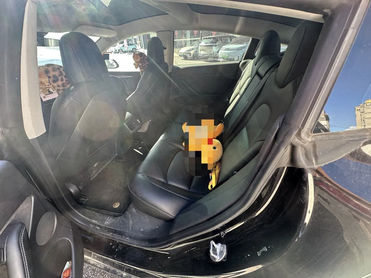 Tesla 2022 Model 3 rear-wheel drive version of automatic transmission 4