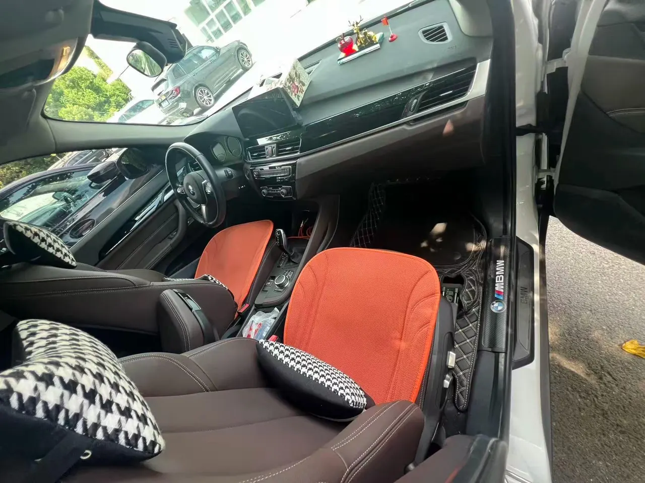BMW 2022 X1 sDrive25Li 2.0T Leading Automatic Gear 5