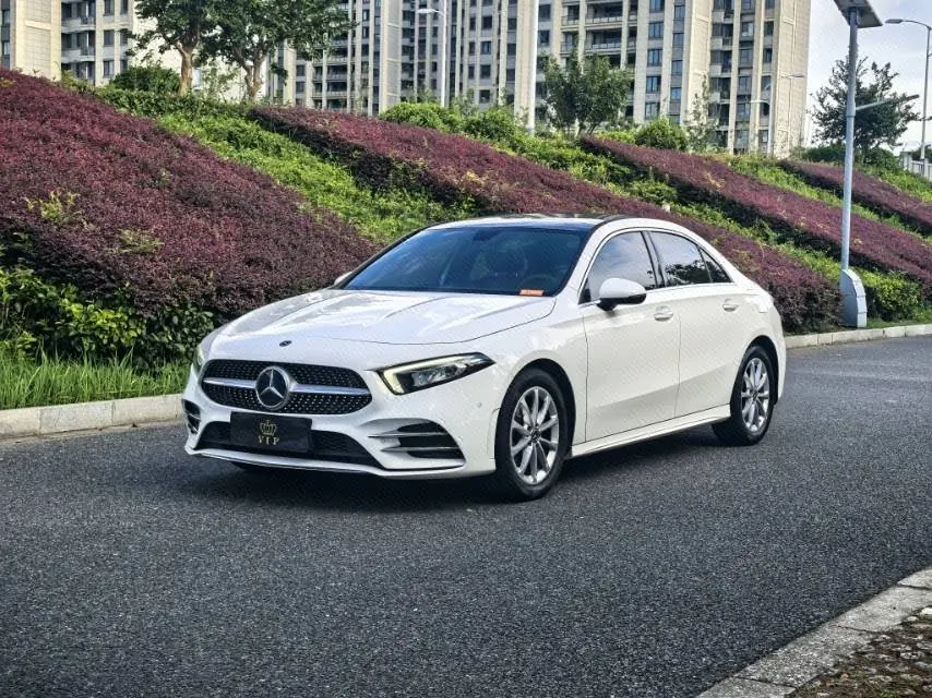 Open image lightbox: Mercedes Benz Class A 2020 A 200 L 1.3T Fashion (Modified) Automatic Gear