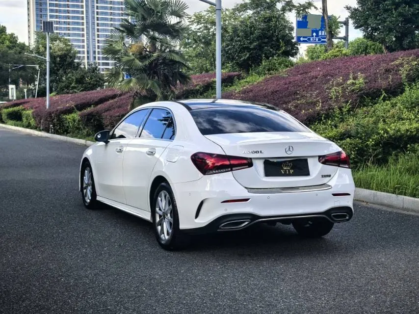 Mercedes Benz Class A 2020 A 200 L 1.3T Fashion (Modified) Automatic Gear 8