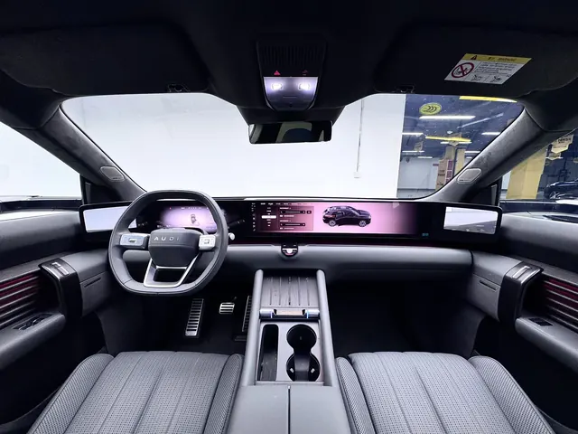 Audi 2026 E7X Pioneer Pro Automatic 3