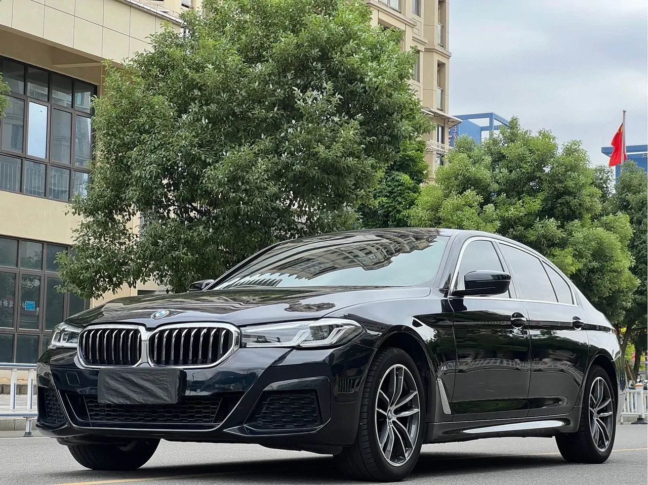 Open image lightbox: BMW 5 Series 2022 525Li 2.0T M Sports Suit (Modified) Automatic Gear