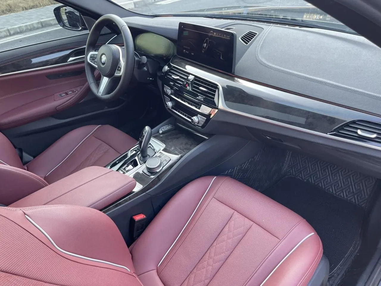 BMW 5 Series 2022 525Li 2.0T M Sports Suit (Modified) Automatic Gear 5