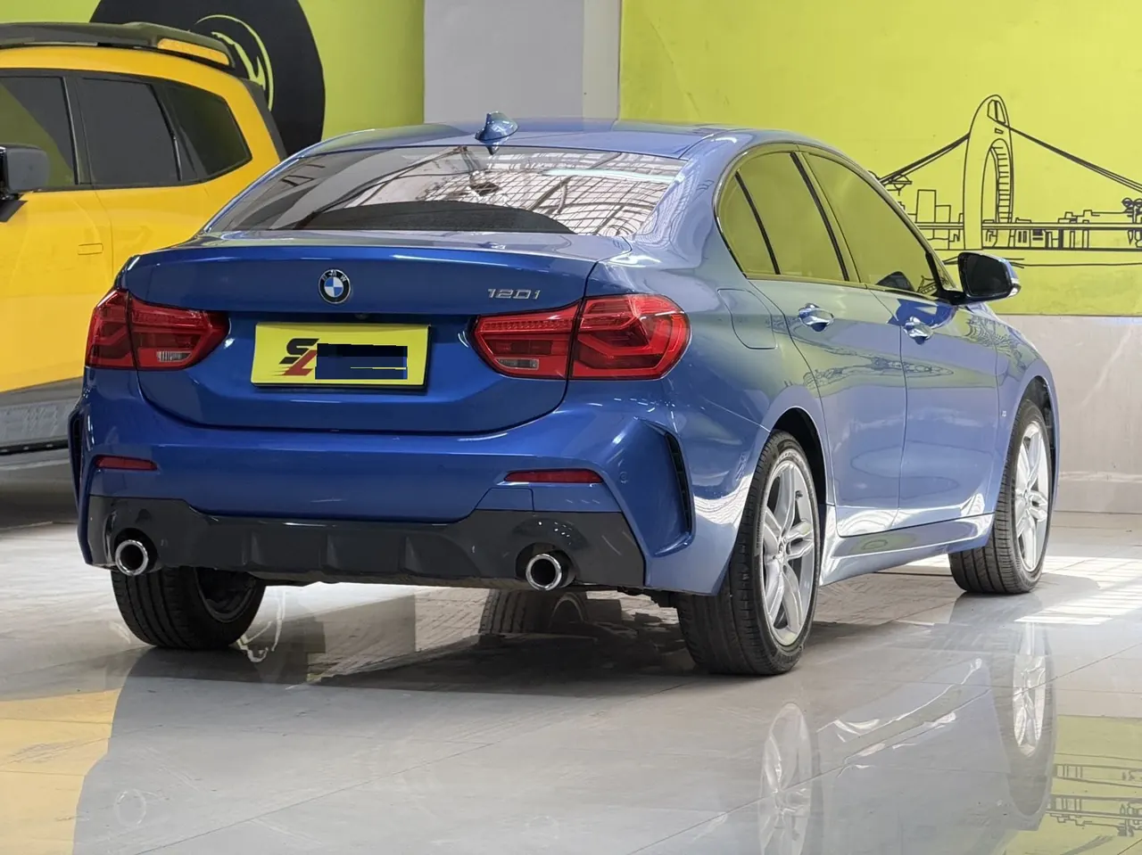 BMW 1 Series 2020 120i 1.5T M Sports Suit Automatic Gear 4