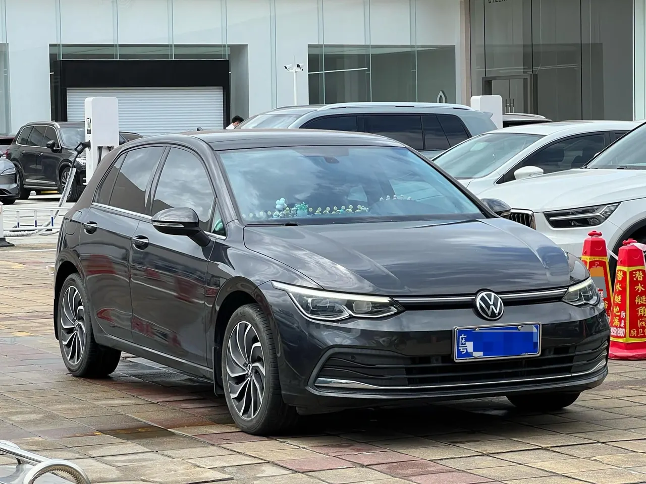 Volkswagen 2021 Golf 8 PRO 1.4TSI 280TSI First Edition Automatic 3
