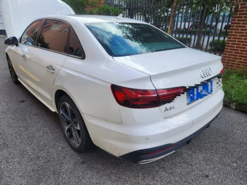 Audi 2022 A4L 2.0TFSI 40TFSI Fashion Dynamic Automatic 5