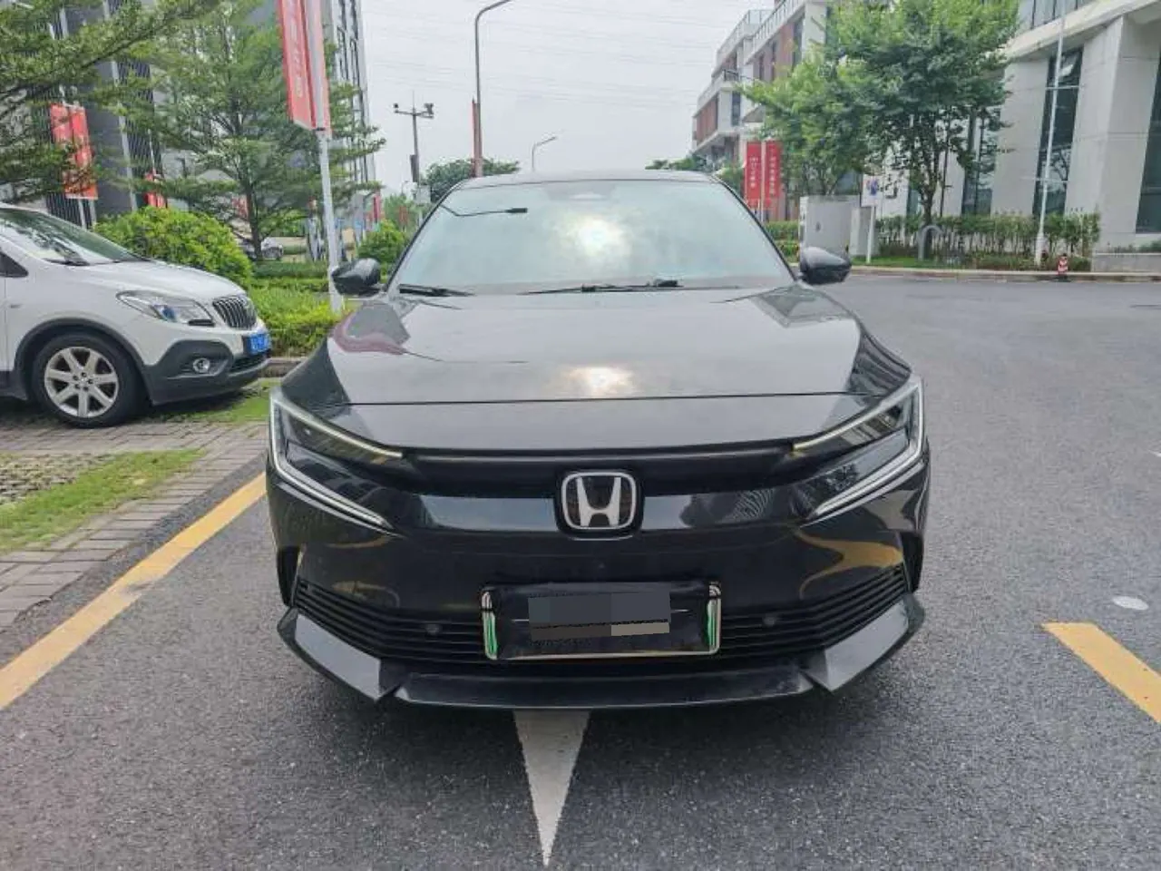 Honda 2024 e:NP2 (Pole 2) Advanced Automatic Gear 2