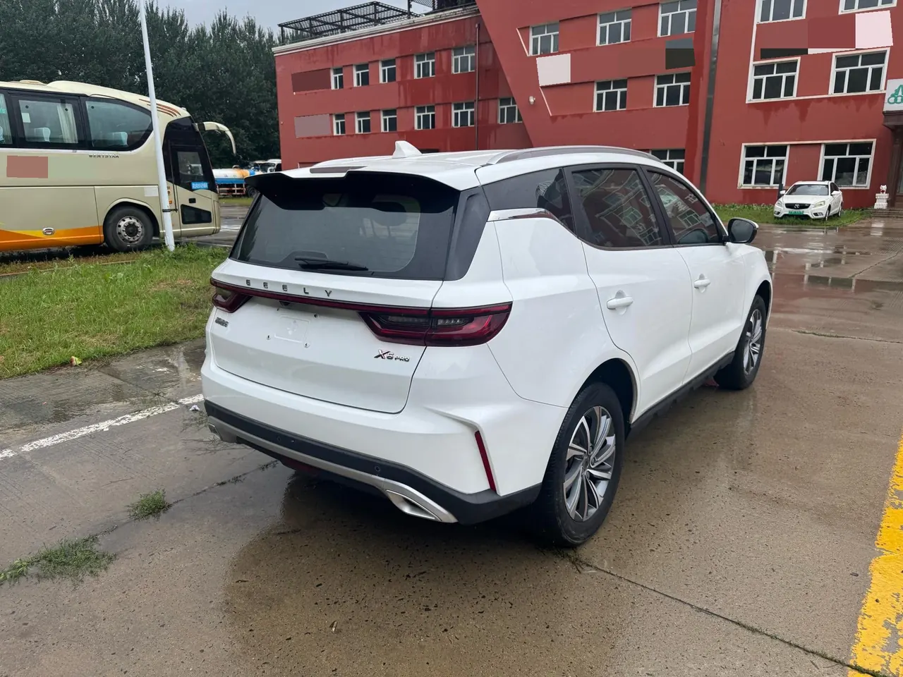 Geely Vision SUV(X6) 2021 Vision X6 Pro 1.4T Honorable Manual Gear 4