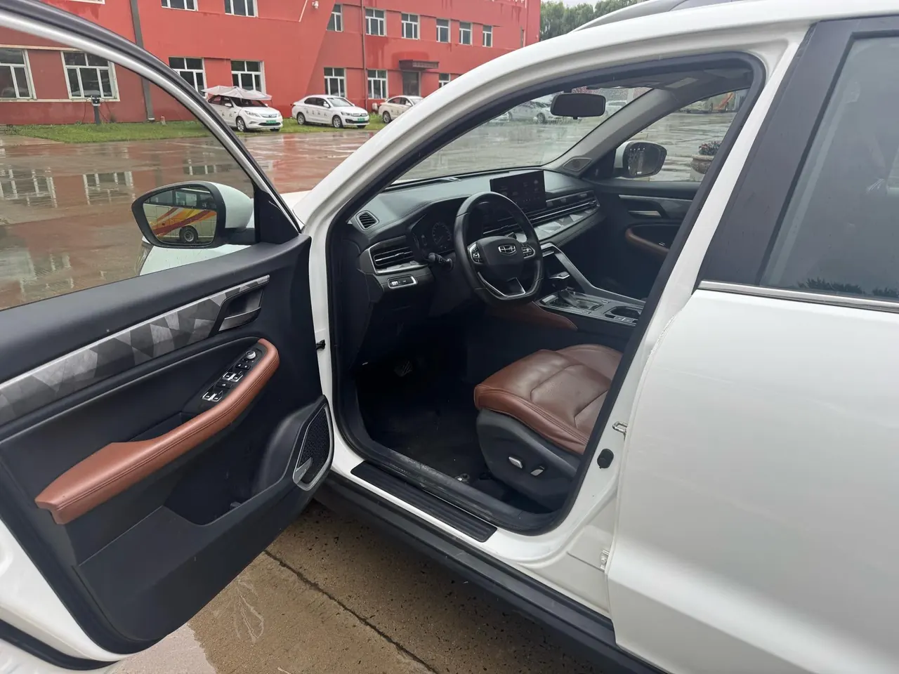 Geely Vision SUV(X6) 2021 Vision X6 Pro 1.4T Honorable Manual Gear 6