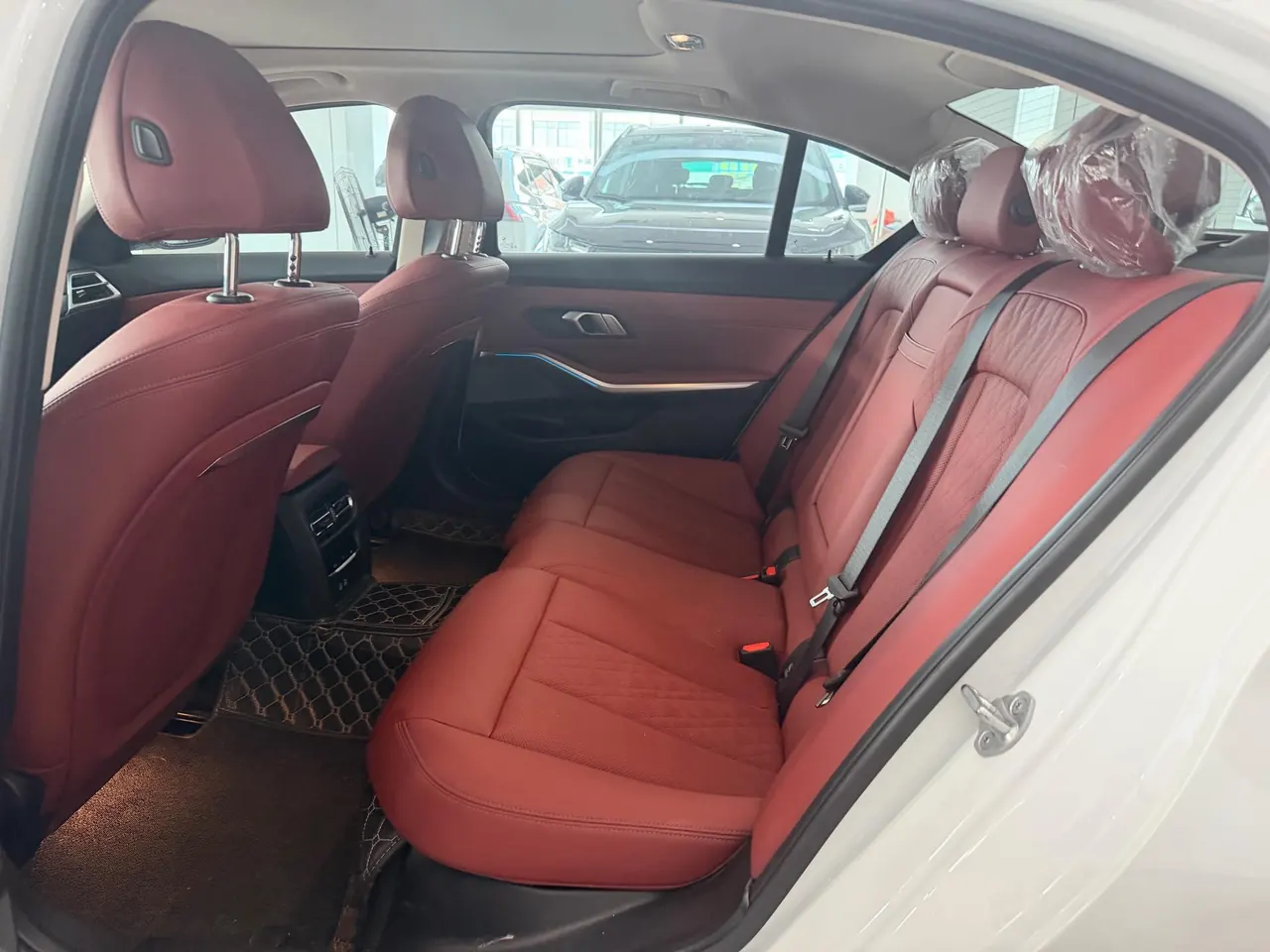 BMW 2025 i3 eDrive 35 L automatic gear 5