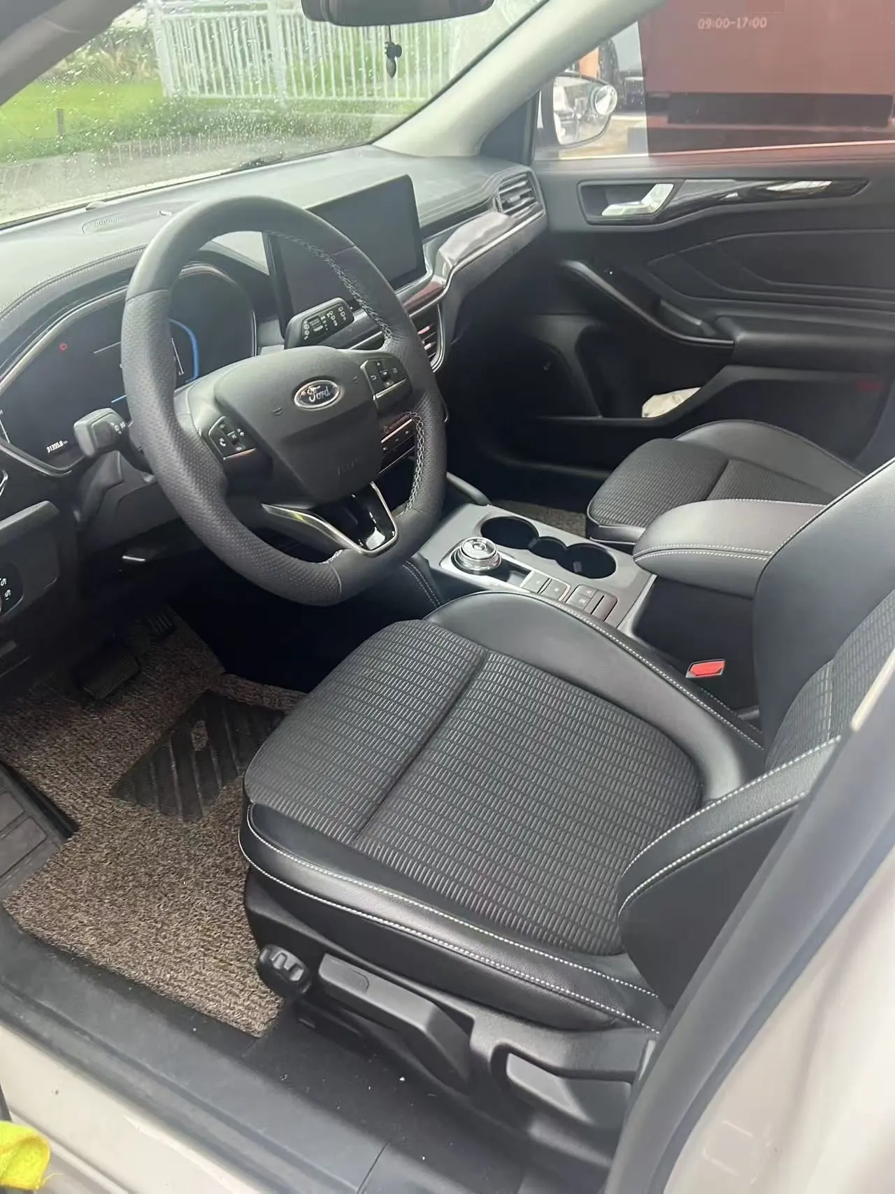 Ford 2021 Fox-hatchback 1.5T EcoBoost 180 Front Tide Automatic Gear 3