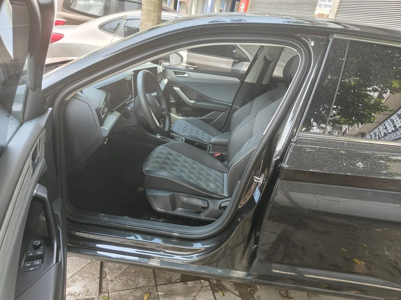Volkswagen 2023 Sagittarius 1.5TSI 300TSI Flying Edition Automatic Gear 4