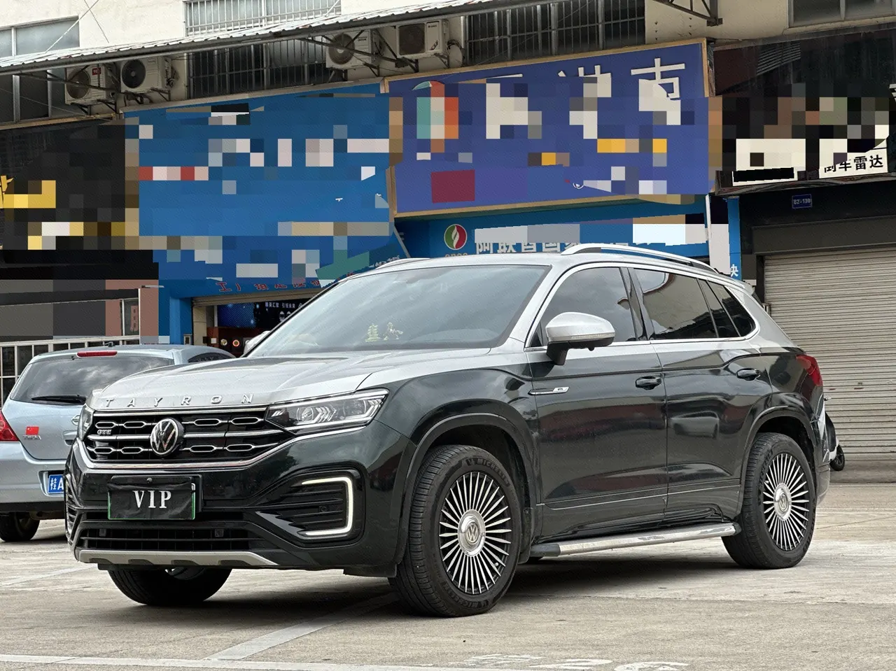 Open image lightbox: Volkswagen 2020 GTE 1.4T Honorable Automatic Gear