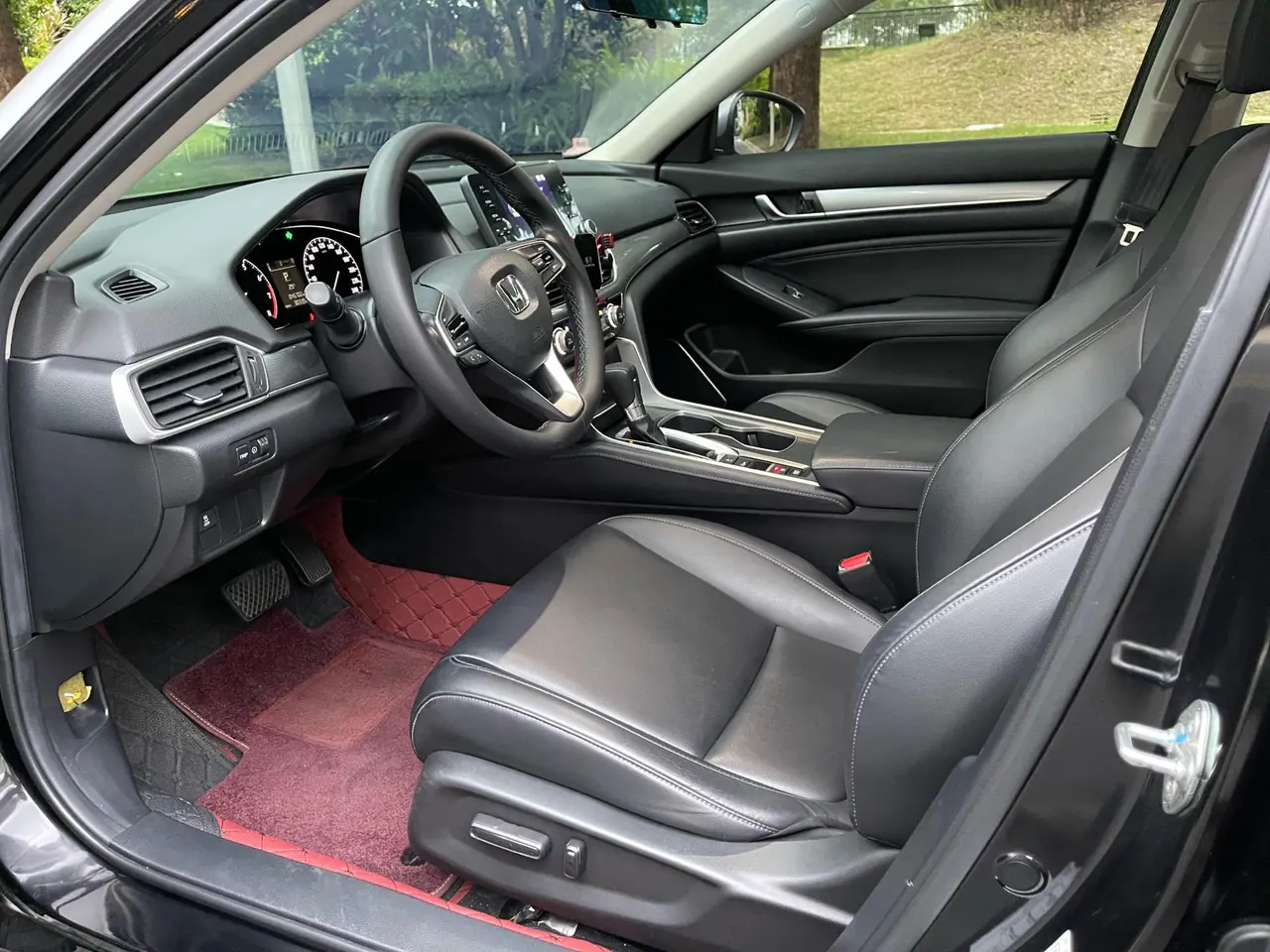 Honda 2021 10th Generation Accord 1.5T Stepless 260TURBO Luxury Star Limited Edition Automatic Gear 5