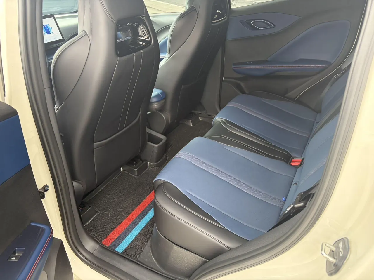 BYD 2025 seagulls 305km free version automatic gear 9