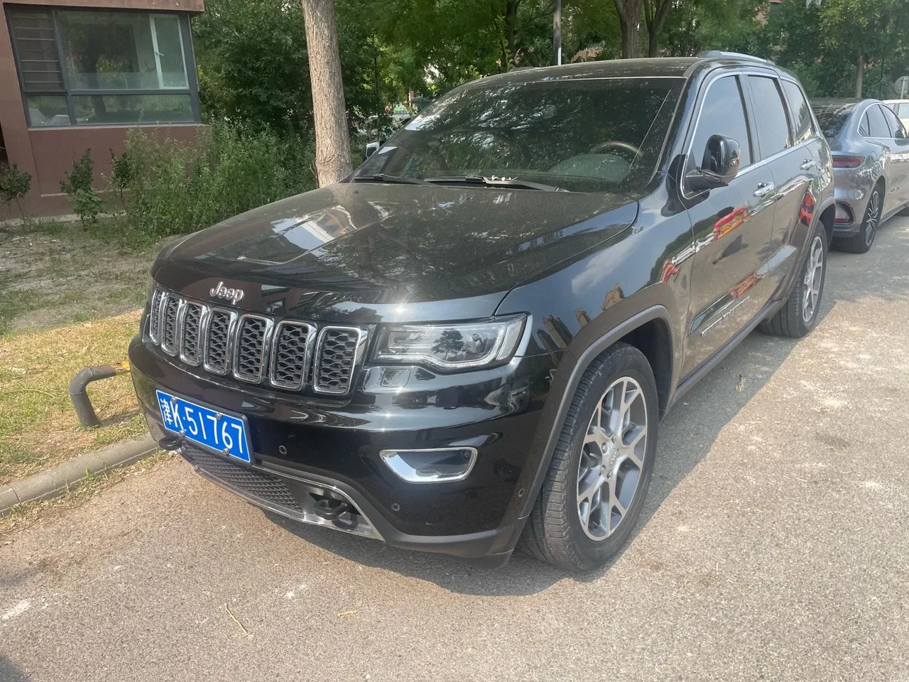 Open image lightbox: Jeep Grand Cherokee (Imported) 2020 Grand Cherokee 3.0 Elite Navigation Edition Automatic Gear