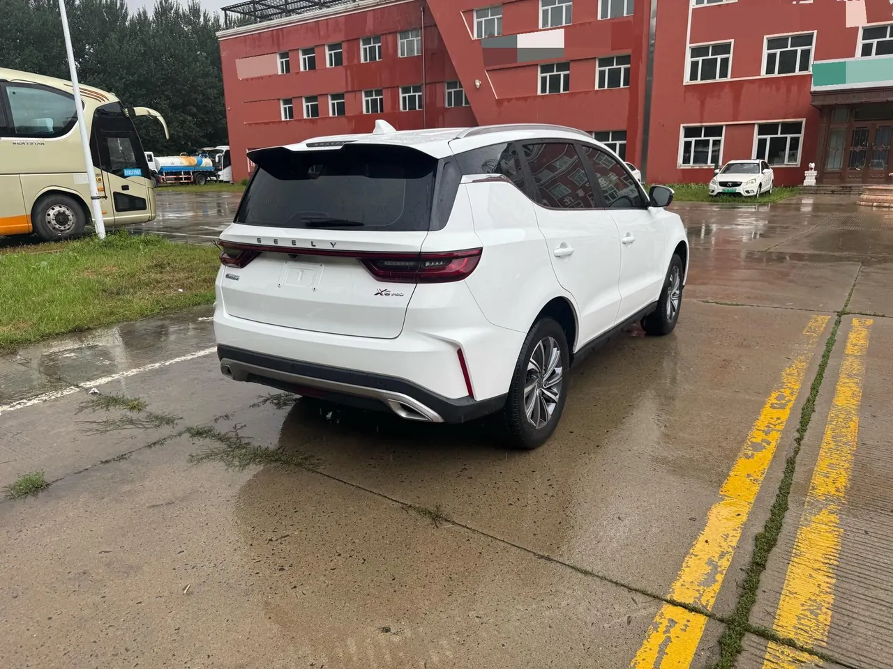Geely Vision SUV(X6) 2021 Vision X6 Pro 1.4T Premium Automatic 4