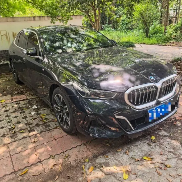 BMW 5 series 2024 530Li 48V 2.0T exclusive m sports suit automatic gear 3