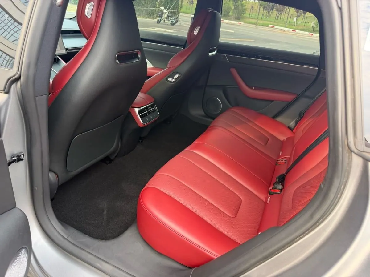 Intellectual 2024 S7 Max Rear-drive Super Navigation Intelligent Driving Edition Automatic Gear 13
