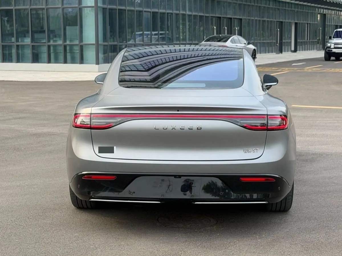 Intellectual 2024 S7 Max Rear-drive Super Navigation Intelligent Driving Edition Automatic Gear 6