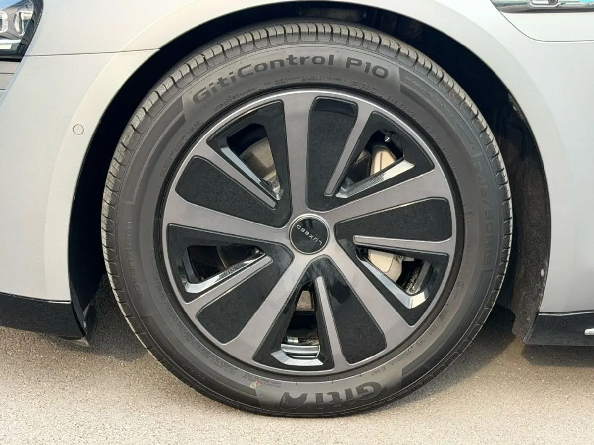 Intellectual 2024 S7 Max Rear-drive Super Navigation Intelligent Driving Edition Automatic Gear 8