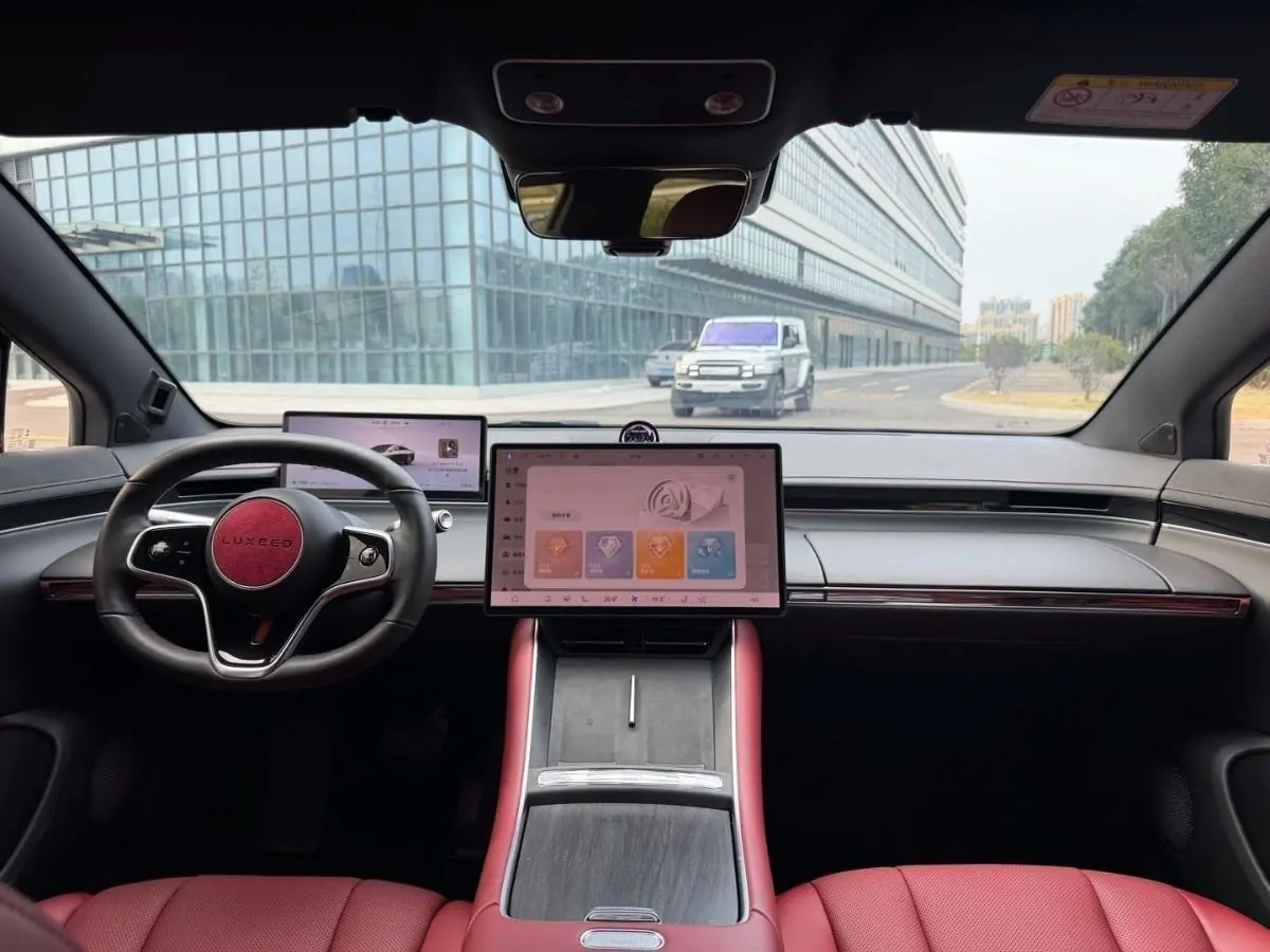 Intellectual 2024 S7 Max Rear-drive Super Navigation Intelligent Driving Edition Automatic Gear 9