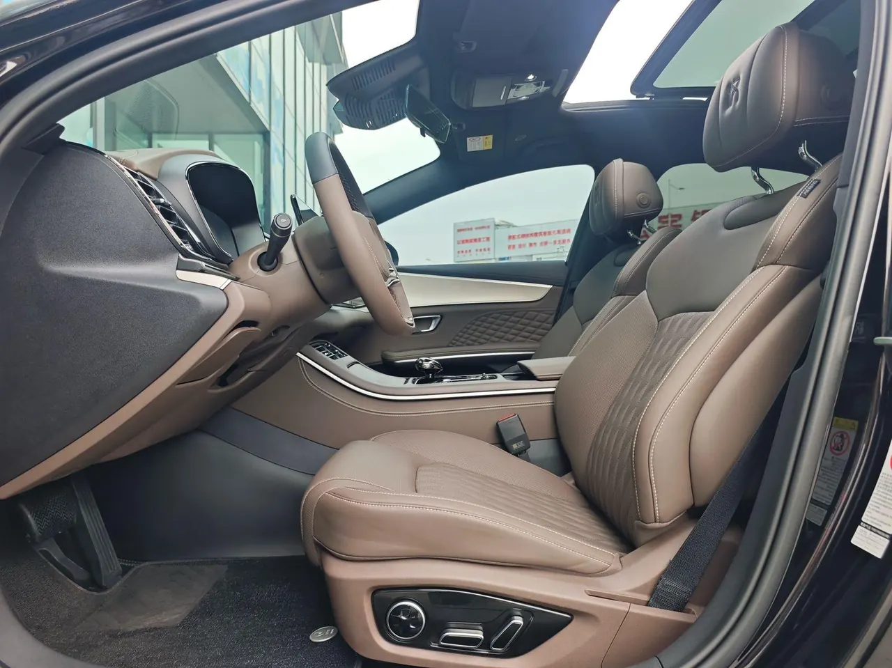 BYD 2024 Han DM-i 1.5T stepless glory version 121KM honorable automatic gear 5