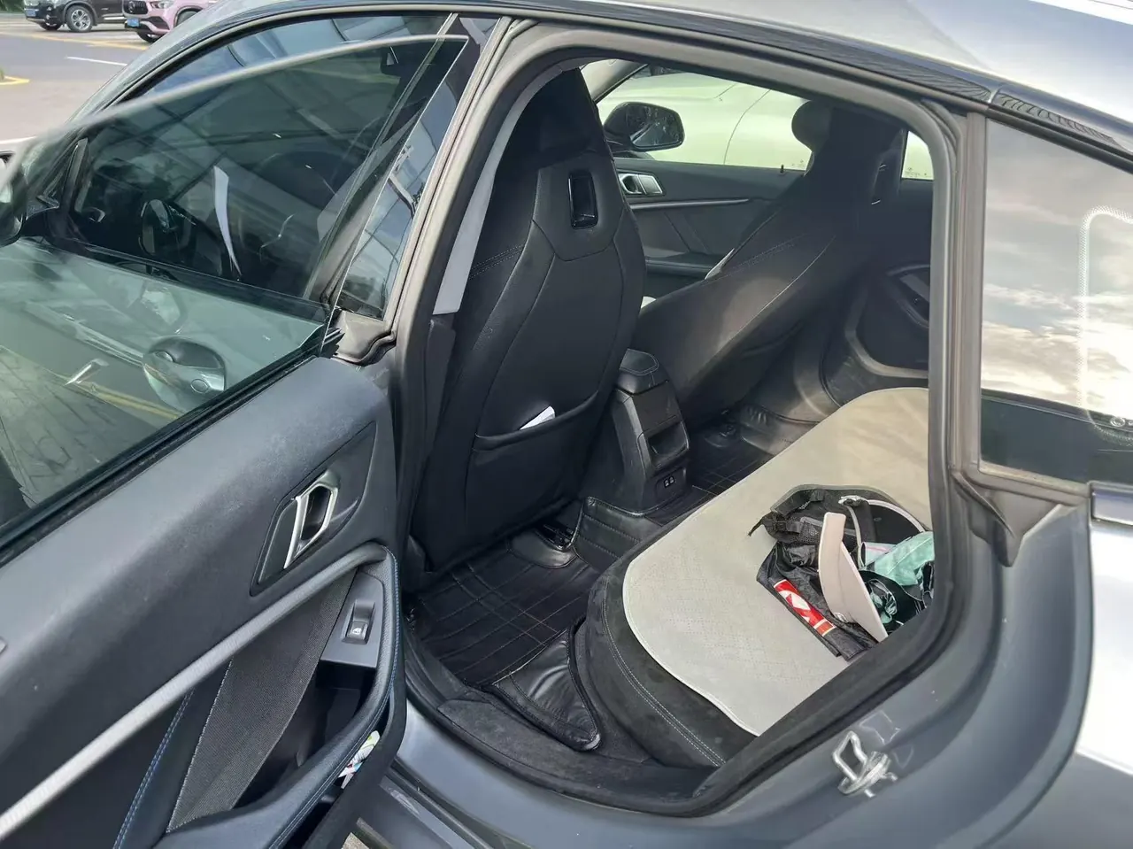 BMW 2 Series (Imported) 2023 225i Four-Door Coupe 2.0T M Sports Obsidian Night Suit Automatic Gear 3