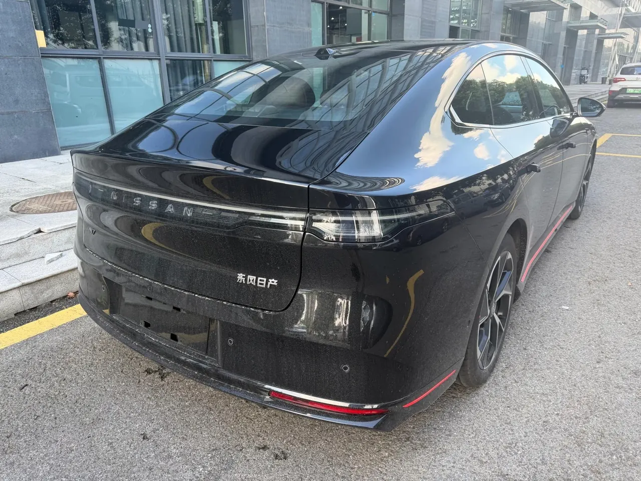 Nissan 2026 N 7 625 Max Black Knight Automatic 3